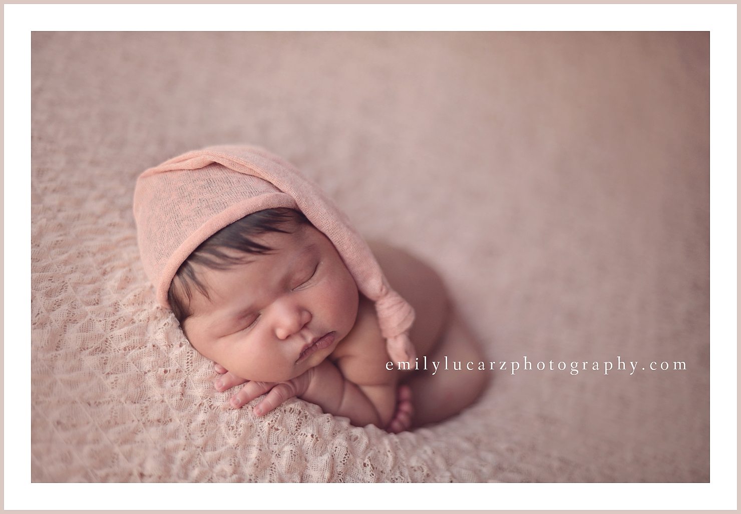 St. Louis newborn photographer Kirkwood