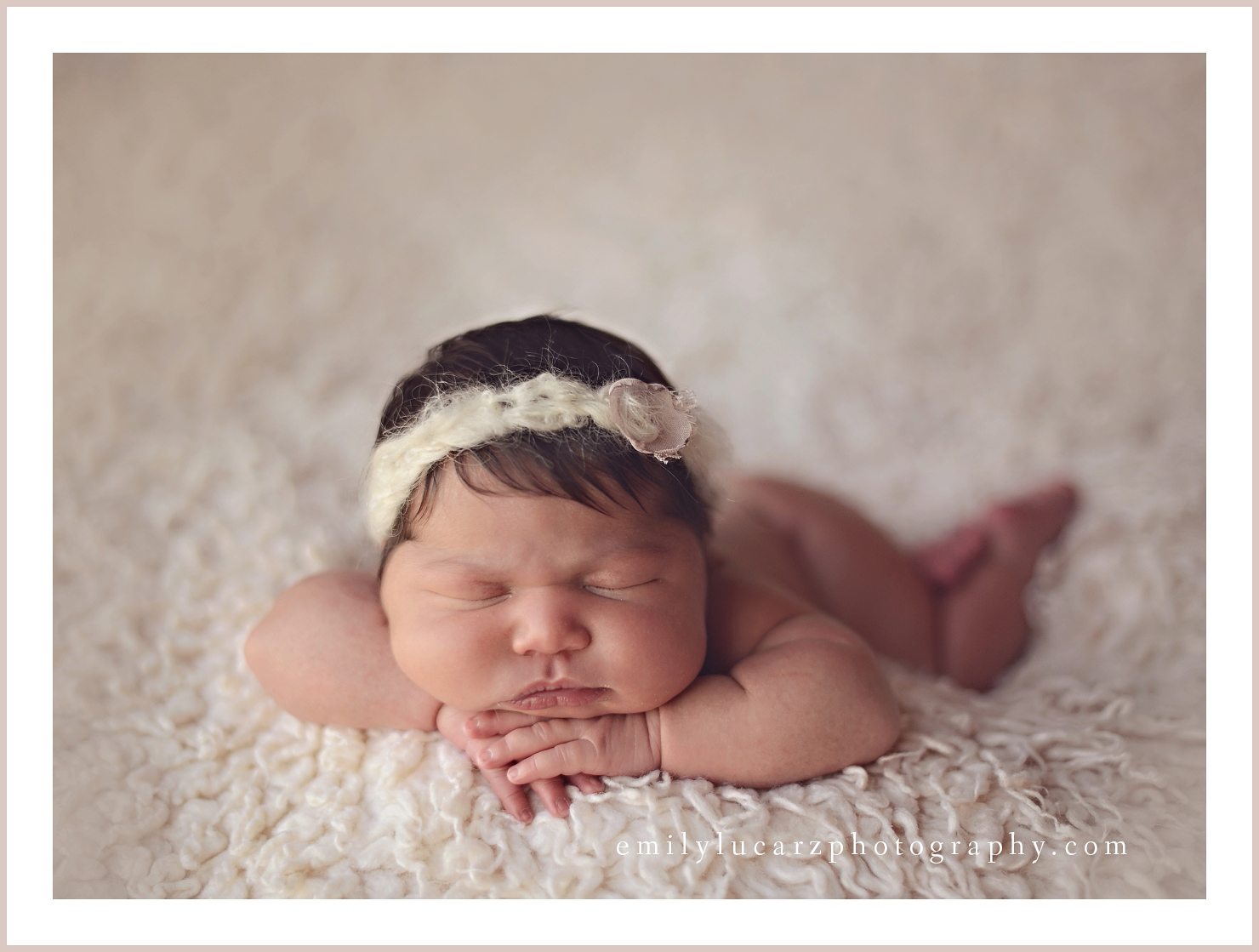 St. Louis newborn photographer